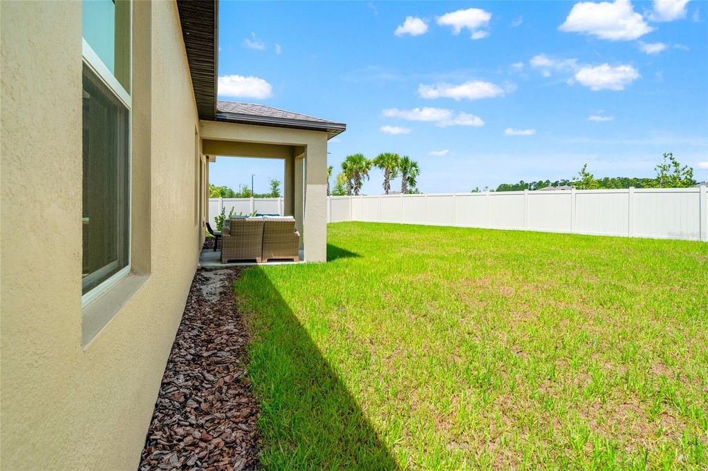 Image 37 of property listing at 22083 BLAZING STAR RUN, Land O Lakes, FL 34637