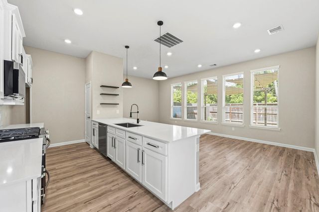 559 Dry Fork Lane, Conroe, TX 77304