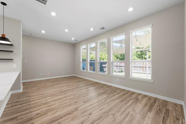 559 Dry Fork Lane, Conroe, TX 77304
