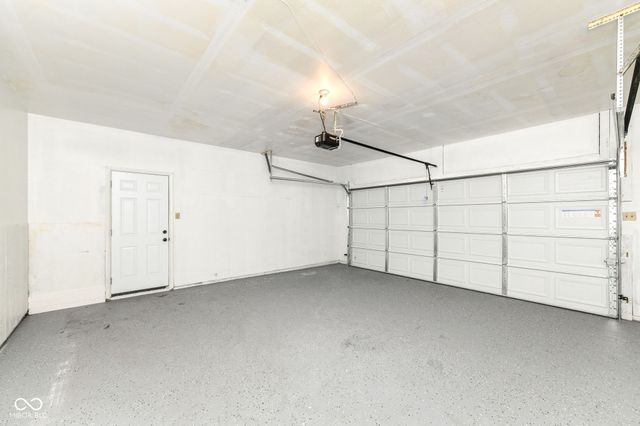 8846 Holliday Drive, Indianapolis, IN 46260