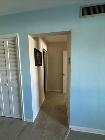 1851 NE 62nd Street 504, Fort Lauderdale, FL 33308