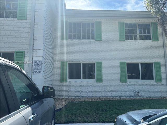 1851 NE 62nd Street 504, Fort Lauderdale, FL 33308