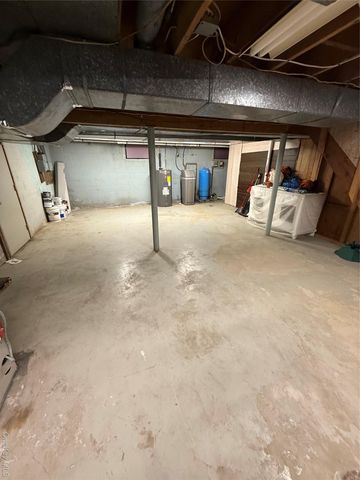 11 Square Woods Drive, Lagrangeville, NY 12540