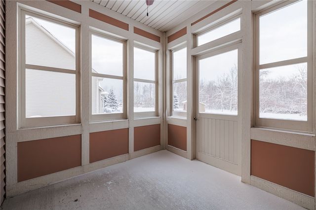 1394 Meadow Breeze Lane, Webster, NY 14580