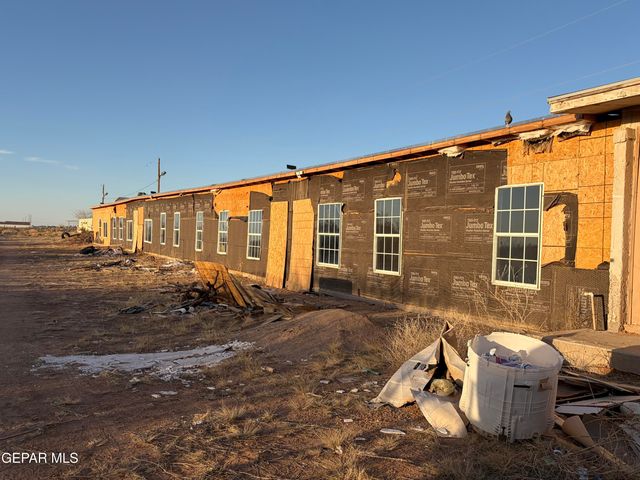 14552 Bradley Road, El Paso, TX 79938