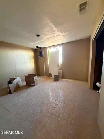 14552 Bradley Road, El Paso, TX 79938