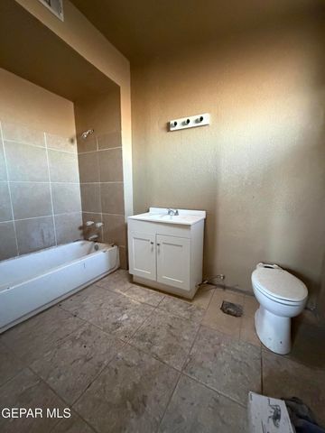 14552 Bradley Road, El Paso, TX 79938