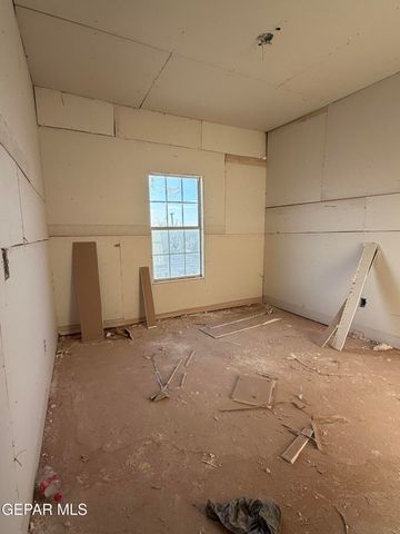 14552 Bradley Road, El Paso, TX 79938