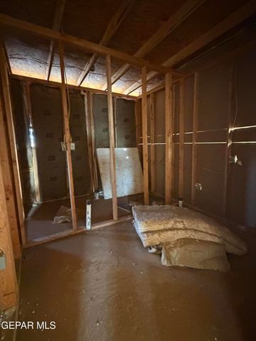 14552 Bradley Road, El Paso, TX 79938