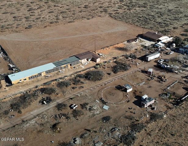 14552 Bradley Road, El Paso, TX 79938