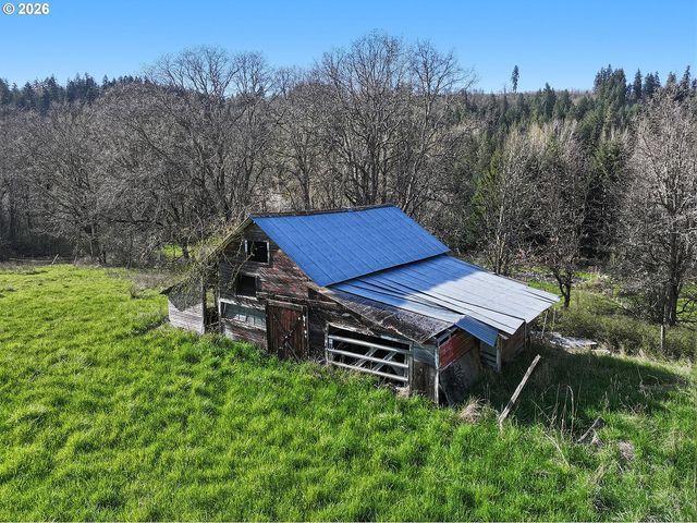 2590 DEE Hwy, Hood River, OR 97031