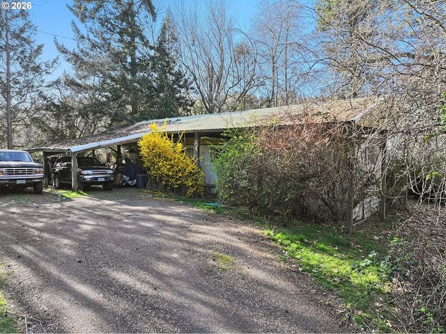 2590 DEE Hwy, Hood River, OR 97031