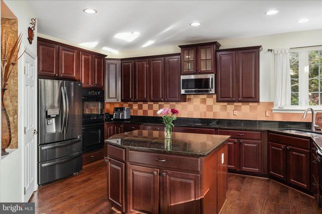 7494 EDINGTON DR, Warrenton, VA 20187