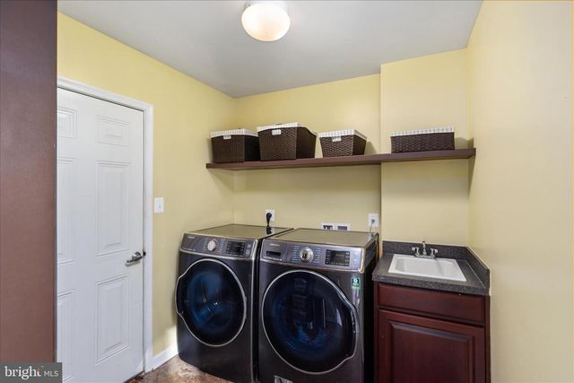 7494 EDINGTON DR, Warrenton, VA 20187