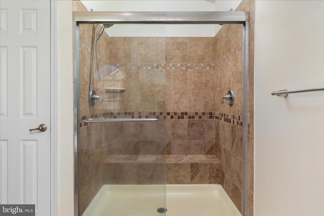 7494 EDINGTON DR, Warrenton, VA 20187