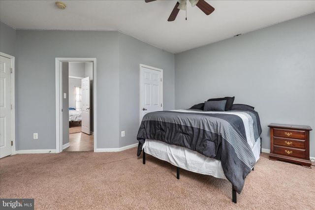 7494 EDINGTON DR, Warrenton, VA 20187