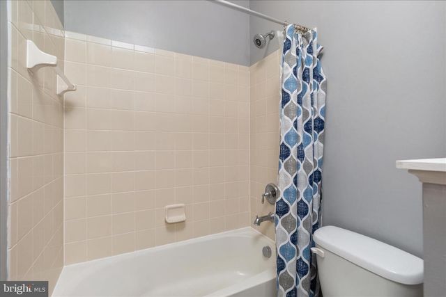 7494 EDINGTON DR, Warrenton, VA 20187