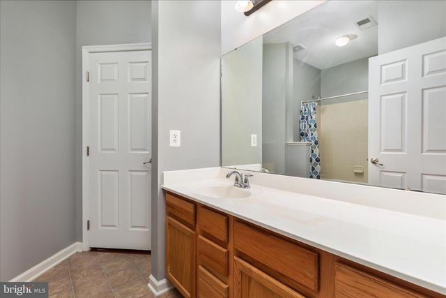 7494 EDINGTON DR, Warrenton, VA 20187