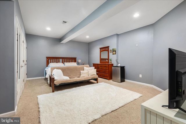 7494 EDINGTON DR, Warrenton, VA 20187