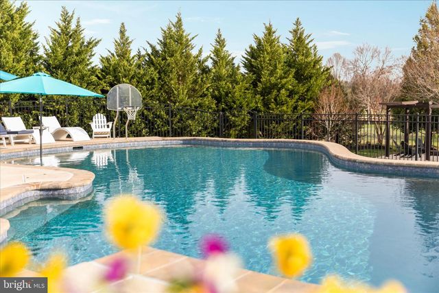 7494 EDINGTON DR, Warrenton, VA 20187