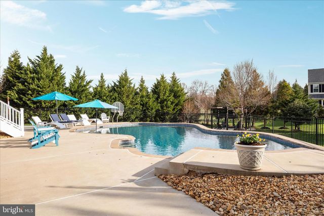 7494 EDINGTON DR, Warrenton, VA 20187