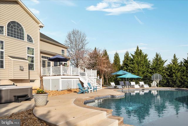 7494 EDINGTON DR, Warrenton, VA 20187