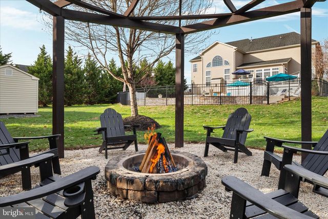 7494 EDINGTON DR, Warrenton, VA 20187