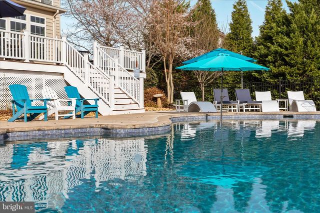 7494 EDINGTON DR, Warrenton, VA 20187