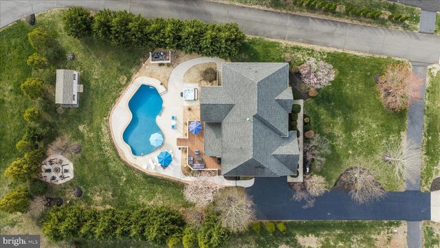 7494 EDINGTON DR, Warrenton, VA 20187