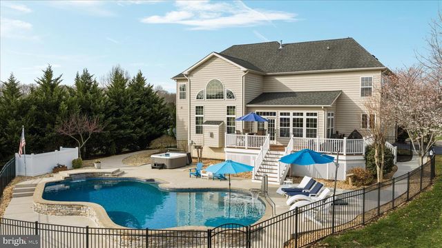 7494 EDINGTON DR, Warrenton, VA 20187