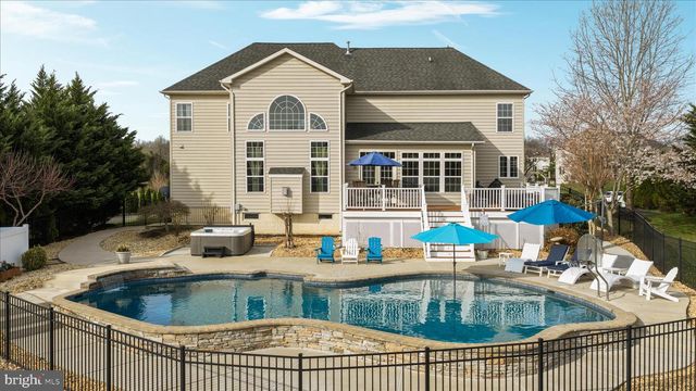 7494 EDINGTON DR, Warrenton, VA 20187