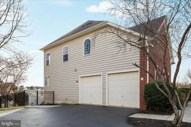 7494 EDINGTON DR, Warrenton, VA 20187