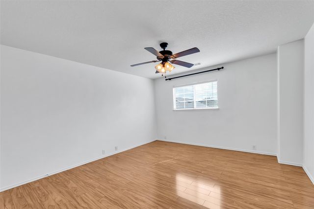 5303 Persimmon Pass, Richmond, TX 77407