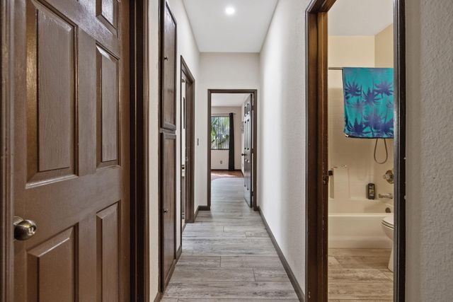 1481 Columbia, Tulare, CA 93274