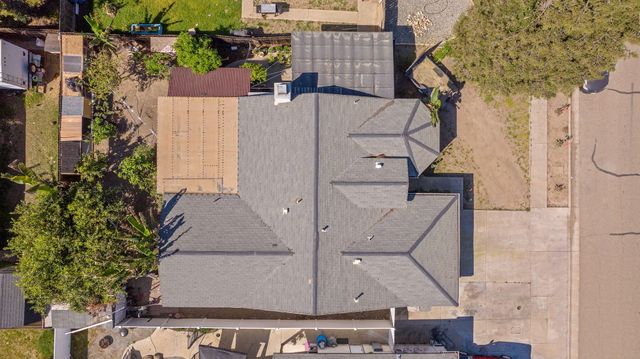 1481 Columbia, Tulare, CA 93274