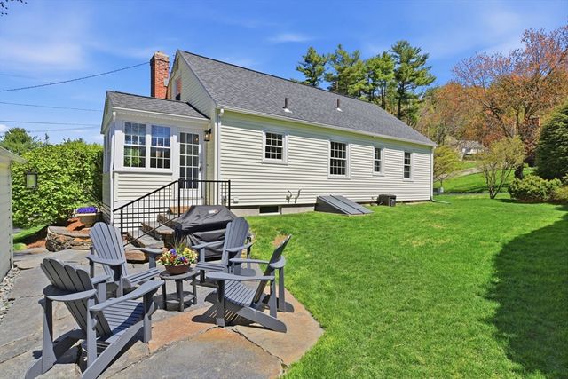 45 Hanward Hill, East Longmeadow, MA 01028