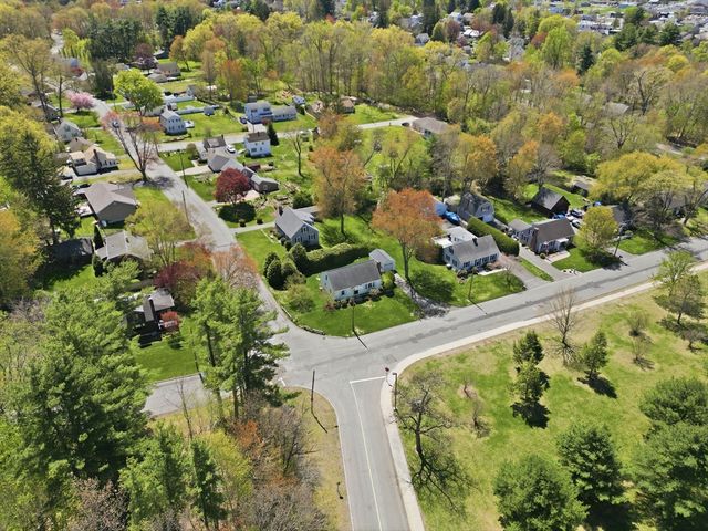 45 Hanward Hill, East Longmeadow, MA 01028