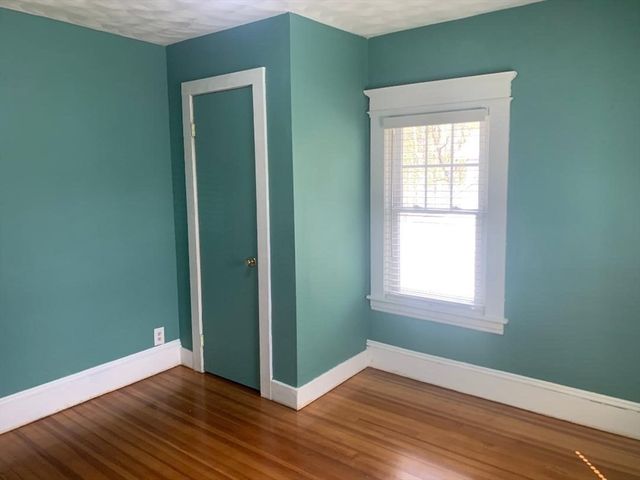 147 Belvidere St, Springfield, MA 01108