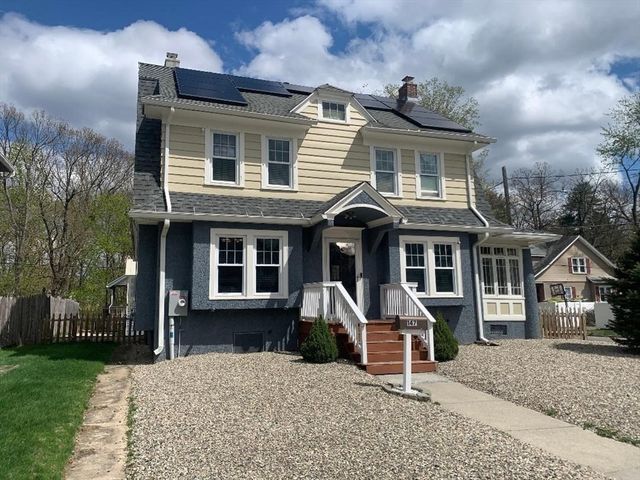 147 Belvidere St, Springfield, MA 01108