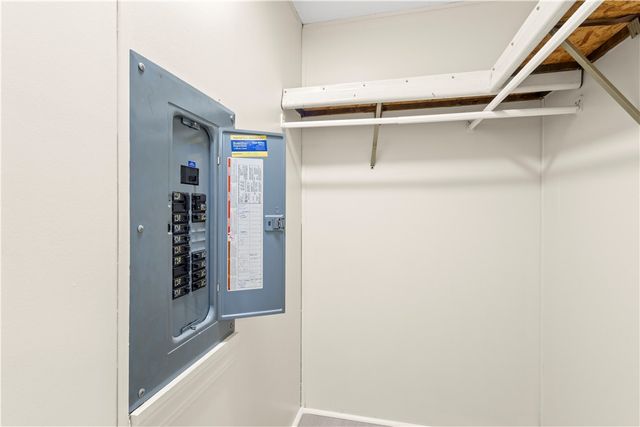 21 Lear Drive, Coventry, RI 02816