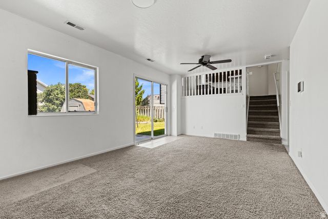4062 W 5950 S, Roy, UT 84067