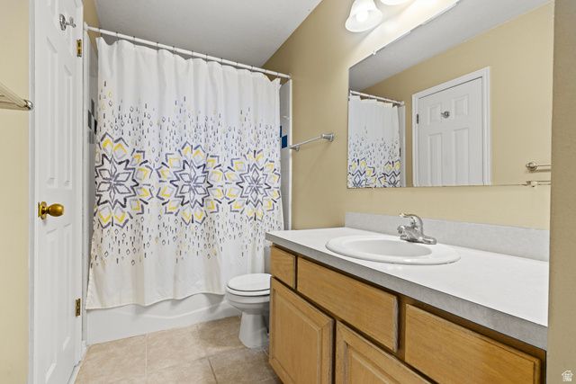 4062 W 5950 S, Roy, UT 84067