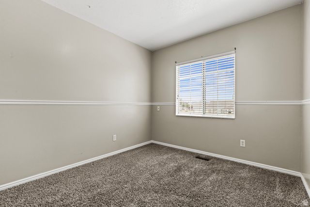 4062 W 5950 S, Roy, UT 84067