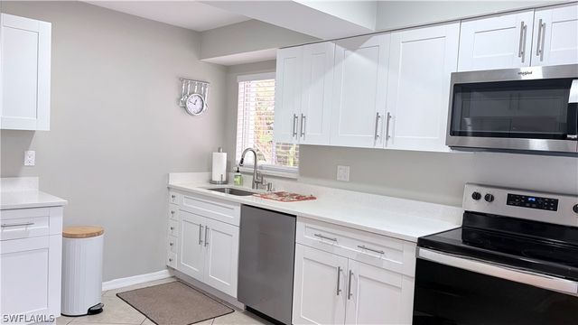 59 Camelot Gardens BLVD 110, Lehigh Acres, FL 33936