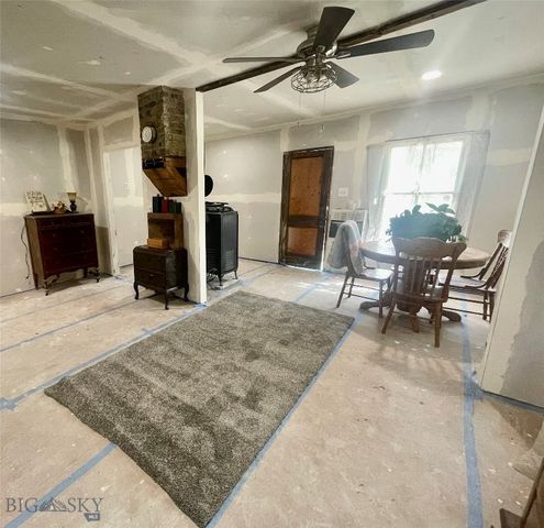 322 S Main Street, Lima, MT 59739