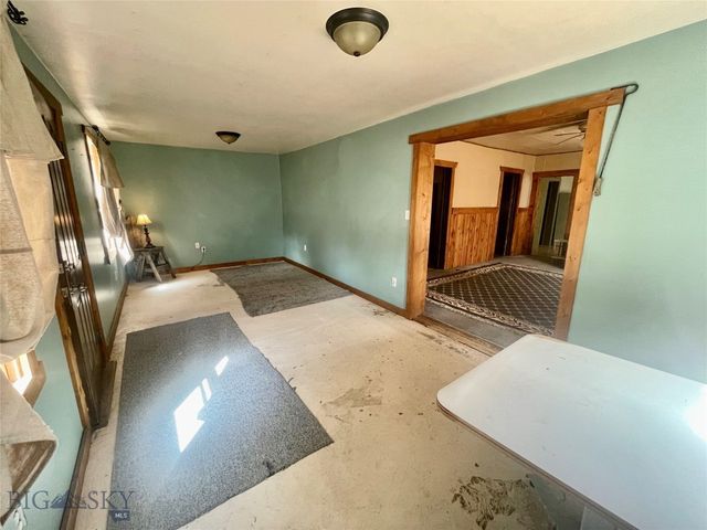 322 S Main Street, Lima, MT 59739