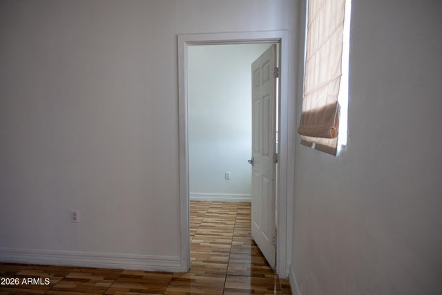 9027 N 11TH Street, Phoenix, AZ 85020