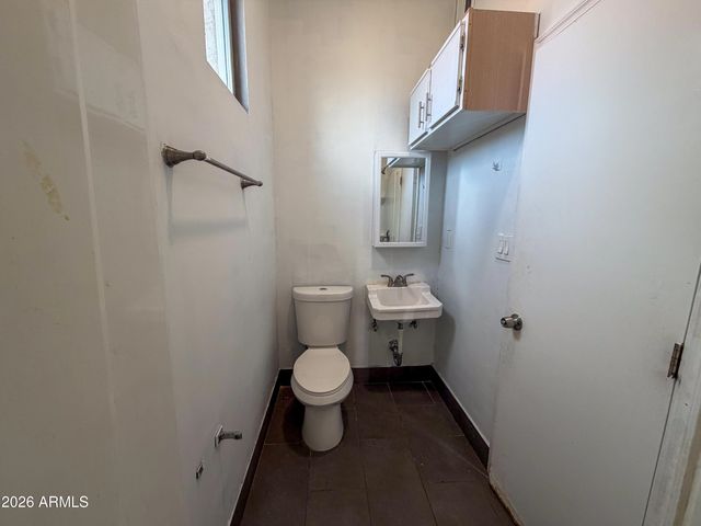 9027 N 11TH Street, Phoenix, AZ 85020