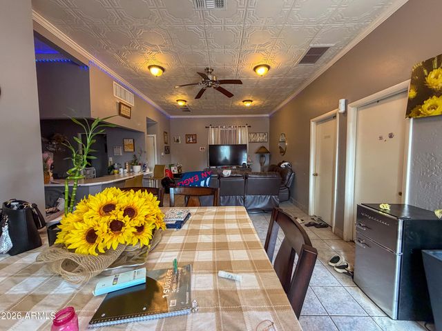 9027 N 11TH Street, Phoenix, AZ 85020