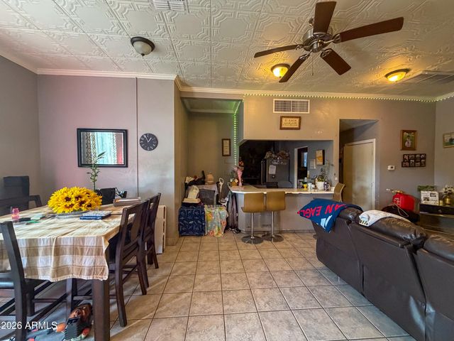 9027 N 11TH Street, Phoenix, AZ 85020